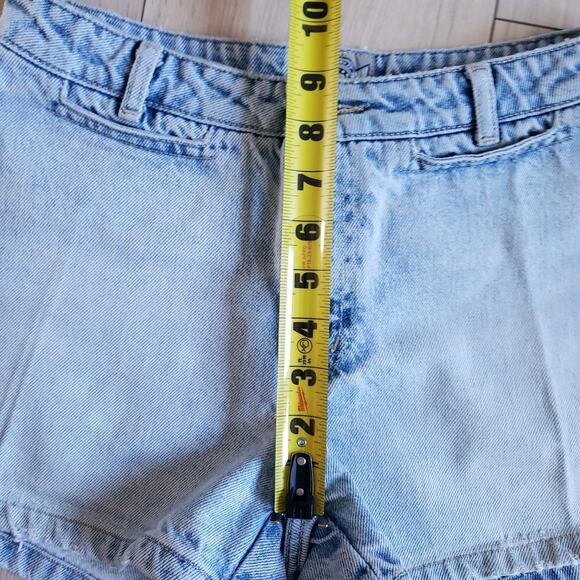 VTG Paris Blues Shorts Womens 5 Denim Point Blank Rock Jean Cut Off Daisy Dukes - Picture 6 of 7